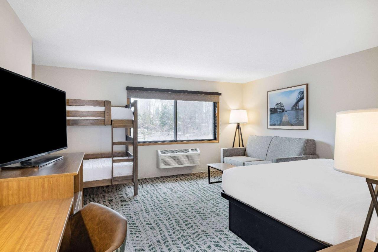 Americinn By Wyndham Duluth South Proctor Black Woods Event Ctr Eksteriør billede
